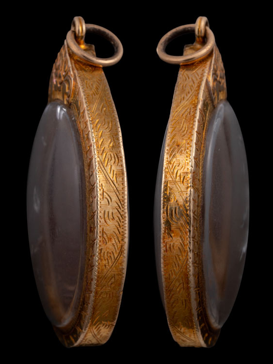 เหรียญหลวงพ่อสุด วัดกาหลง พร้อมเลี่ยมทอง-1