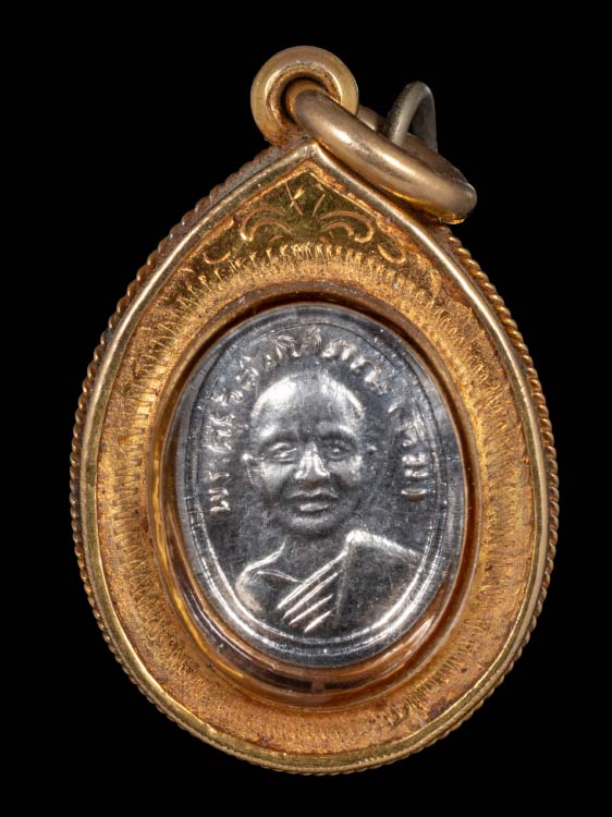 เหรียญเม็ดแตงหลวงปู่ทวด วัดช้างให้ ปี08 พร้อมเลี่ยมทอง-1