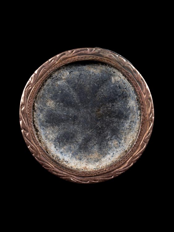 พระงบน้ำอ้อย หลวงพ่อเนียม พร้อมเลี่ยมนากมาแต่เดิม