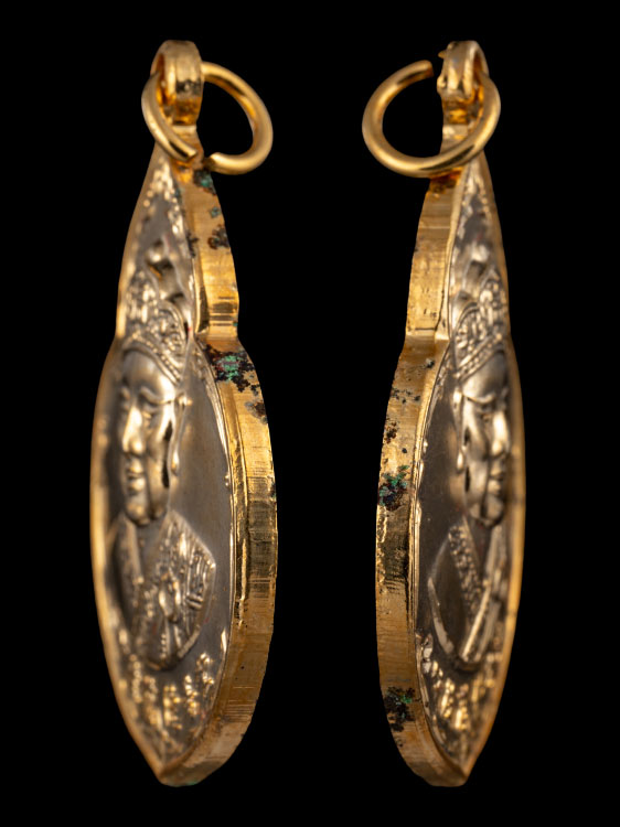 เหรียญไต้ฮงกง พิมพ์ใหญ่ เนื้อกะไหล่ทอง-1