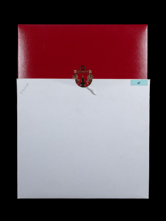 พระชุดหลวงพ่อโสธร เนื้อเงินลงยา พิมพ์เสมา ปี57 ครบชุด สวยเดิมพร้อมกล่องเดิม เหมาะสำหรับแก่การให้เป็นของขวัญครับ-1