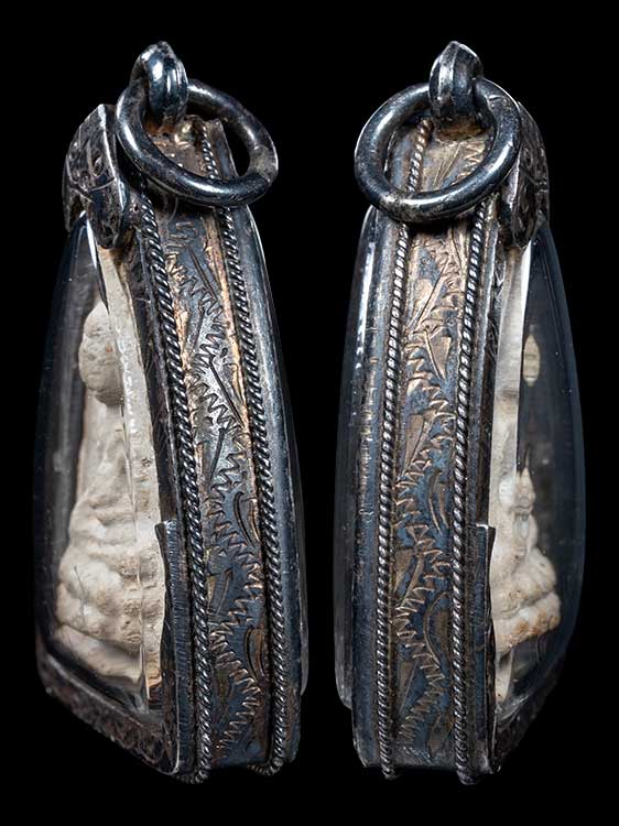 พระพุทโธน้อย แม่ชีบุญเรือน วัดอาวุธฯ หลังยันต์นะอะระหัง ปี2494-1