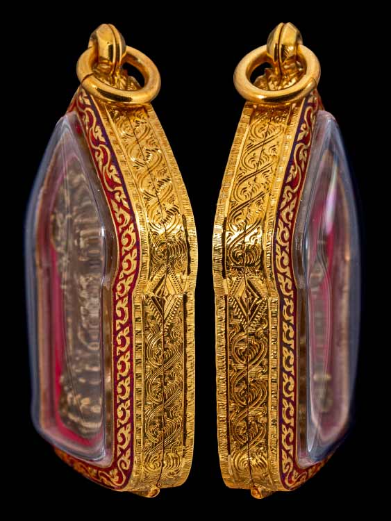 พระขุนแผนหลวงปู่ทิม วัดละหารไร่ บล็อกแรก พิมพ์ใหญ่ บรอนด์หน้าเดียว พร้อมตลับทองสั่งทำอย่างดีหนัก22.68g. องค์นี้สวยเดิมจากวัด ฟอร์มแชมป์มากๆครับ-1