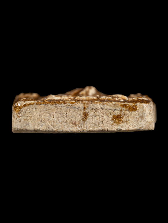 พระขุนแผนหลวงปู่ทิม วัดละหารไร่ บล็อกแรก พิมพ์ใหญ่ บรอนด์หน้าเดียว พร้อมตลับทองสั่งทำอย่างดีหนัก22.68g. องค์นี้สวยเดิมจากวัด ฟอร์มแชมป์มากๆครับ-1