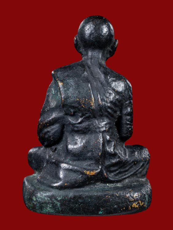 รูปเหมือนหลวงปู่เทียม วัดกษัตราธิราช รุ่นแรก เนื้อทองเหลือง ปี2509-1