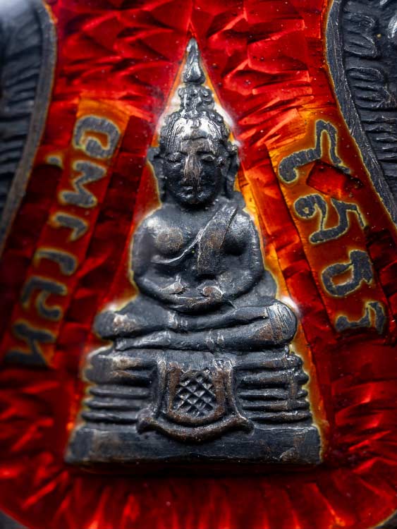 เหรียญเสมาโสธร วัดโสธรฯ เนื้อเงินลงยาแดง ปี09 นิยม สภาพสวยแชมป์ ไม่ผ่านการใช้งาน พร้อมตลับทอง17กรัม-1