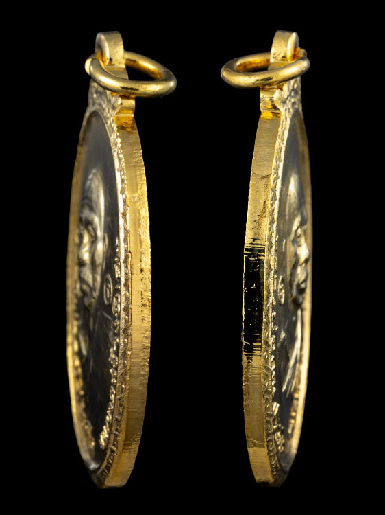 เหรียญหลวงพ่อคูณ ปี2519  ออกวัดใหม่พิเรนทร์ จ.กรุงเทพฯ-1